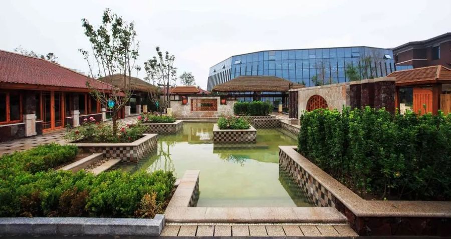 {gallery: 'gal1', smallimage: '/upload/image/202401/659cf7716beed.jpg',largeimage: '/upload/image/202401/659cf7716beed.jpg'}