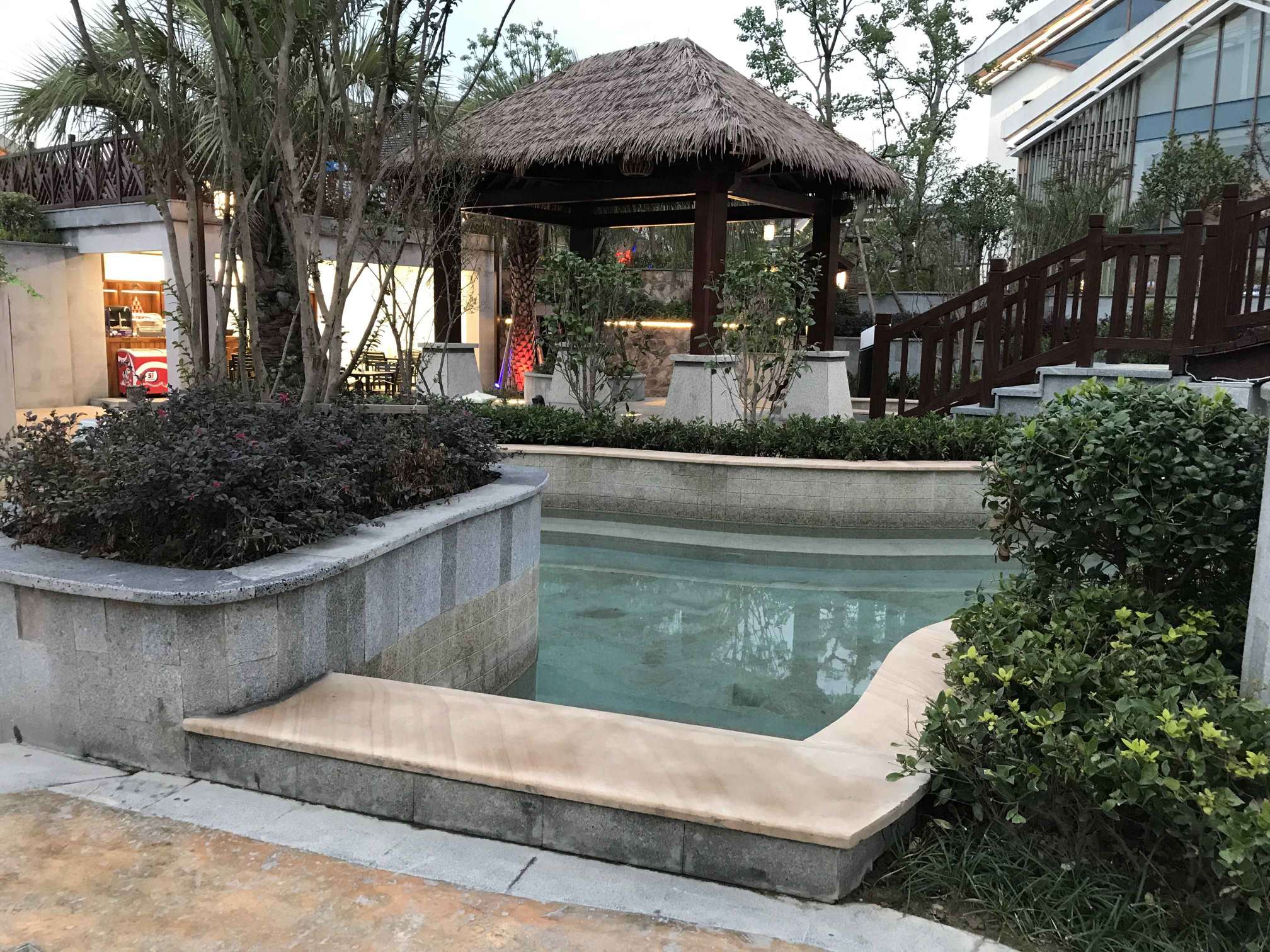 {gallery: 'gal1', smallimage: '/upload/image/202401/65a0f5dba8916.jpg',largeimage: '/upload/image/202401/65a0f5dba8916.jpg'}